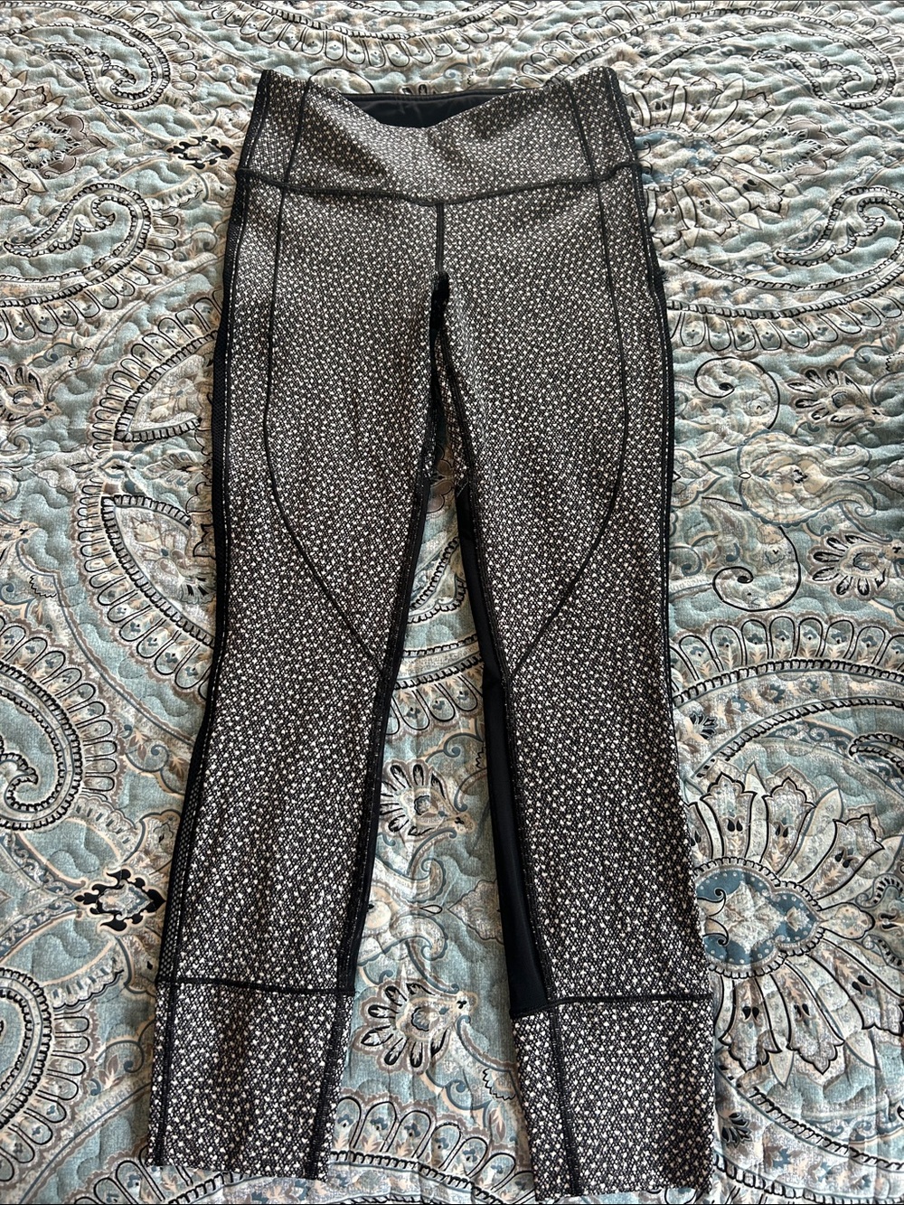 Lululemon crop leggings